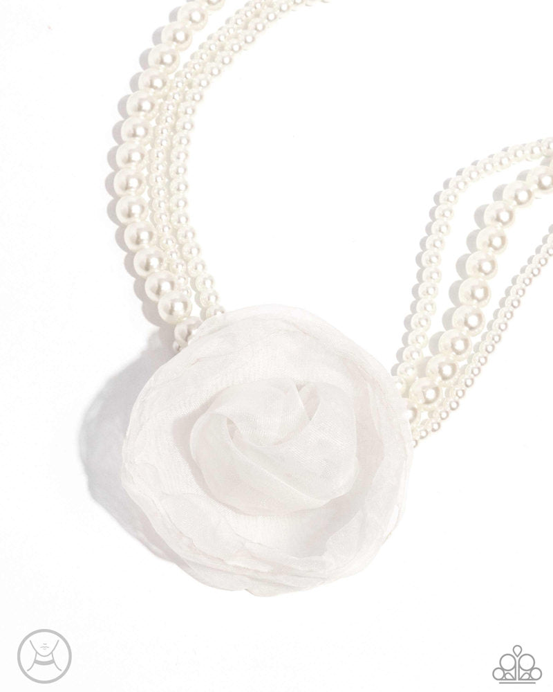 RADIANT ROSETTE WHITE CHOCKER